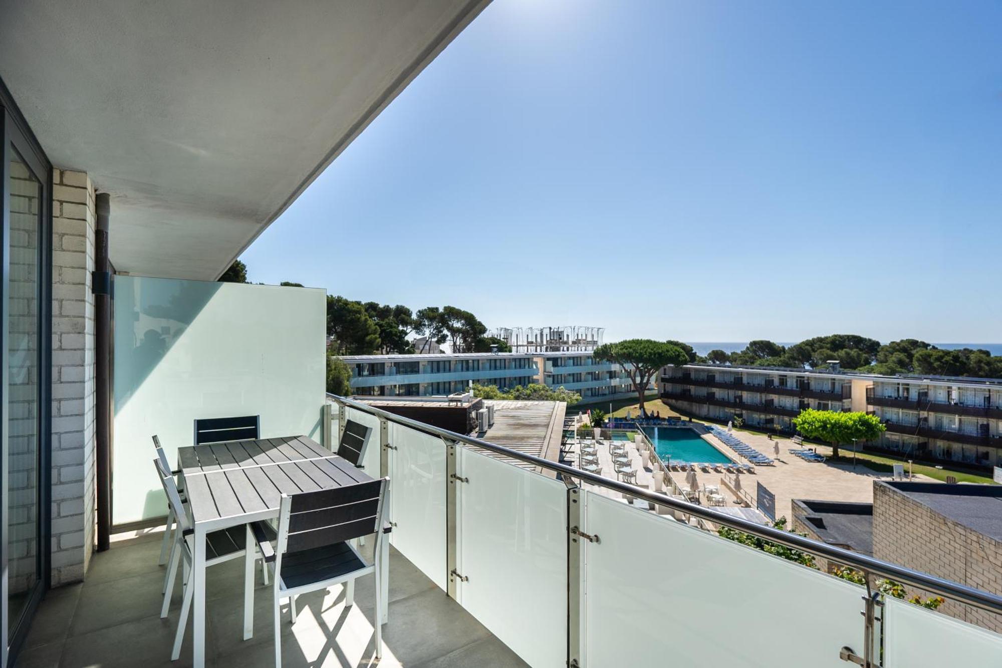 Aparthotel Comtat Sant Jordi Платжа-д'Ару Екстер'єр фото